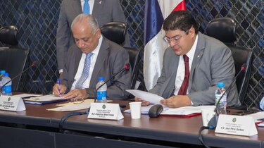 Comisión de Gobierno cita a diputados un día después de que se presentara propuesta para beneficiar a Martinelli y a Varela