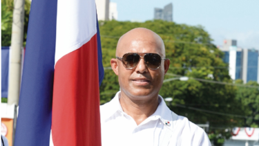 Mariano, el honor y la bandera