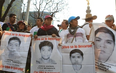Padres de 43 desaparecidos en México recorrerán EU y se reunirán con la CIDH