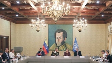 Alta Comisionada de la ONU sostiene primer ‘cara a cara’ con autoridades