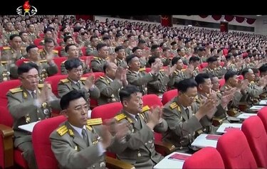 Corea del Norte aprueba mejorar y ampliar su arsenal nuclear