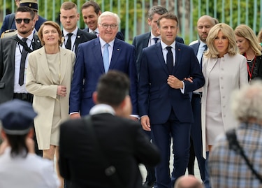 Macron y Steinmeier bajan la tensión a diferencias entre Alemania y Francia