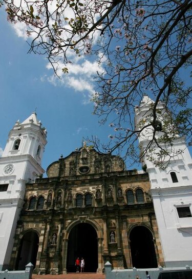 Catedral de Panamá será restaurada con fondos públicos: INAC