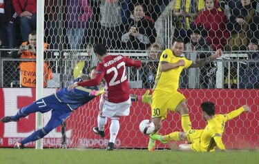 Manchester United empata en Rusia y Ajax cae en Copenhague