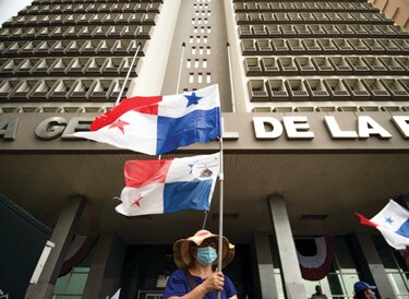 Exigen al contralor Solís cumplir con su labor