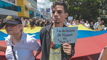 Venezuela insiste en que activista encarcelado se suicidó