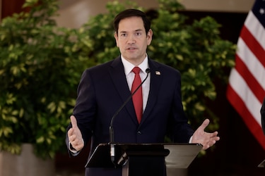 Rubio: ‘Me parece absurdo que tengamos que pagar una cuota para transitar por una zona que tenemos la obligación de proteger’