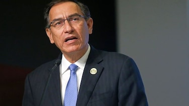 Presidente peruano Martín Vizcarra logra victoria contra la corrupción