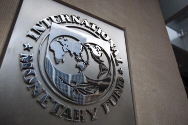 Venezuela requiere 'urgentemente' medidas para enderezar su economía