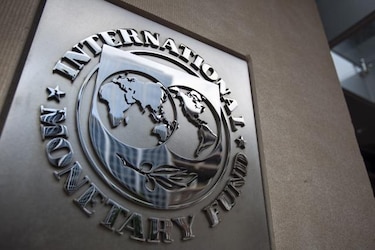 Venezuela requiere 'urgentemente' medidas para enderezar su economía