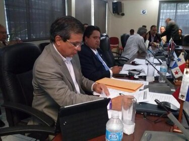 Diputado Varela: Nuevo gobierno es el que debe decidir si sigue con Mi Bus