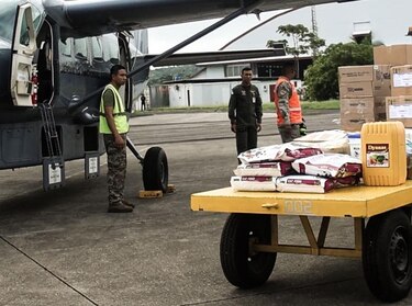 Más de 6 mil libras de provisiones llegan a Bocas del Toro por puente aéreo humanitario