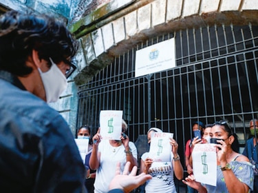 Gobierno cubano prohibe manifestación opositora