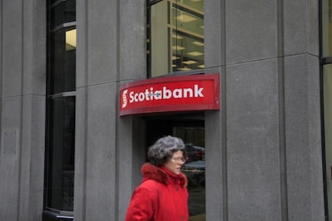 Scotiabank despedirá mil 500 trabajadores y cerrará 120 agencias en el mundo