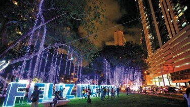 Alcaldía de Panamá licita luces para la Navidad