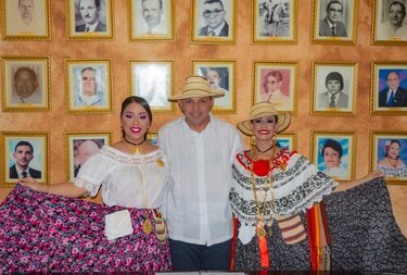 Patronos del Festival Nacional de la Mejorana suspenden la selección de reina