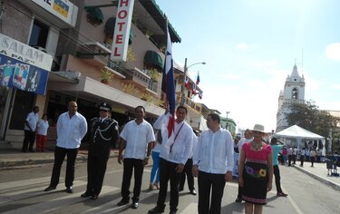 Chitreanos se unen al festejo de la gesta separatista del 3 de noviembre de 1903