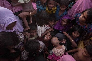 Bangladés instalará a  cientos de miles rohinyás en una isla desierta