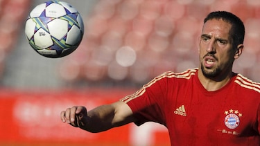 Bayern Múnich desmiente renovación de Franck Ribery hasta 2018