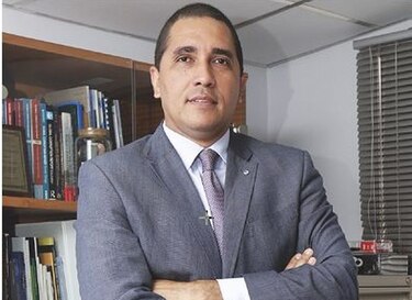 'Hay faltas de transparencia que rayan en cinismo'