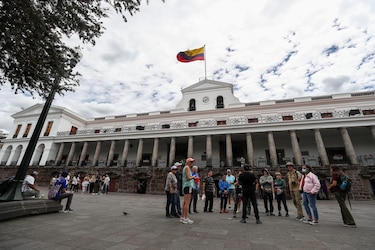 Corte Constitucional de Ecuador rechaza demandas contra la disolución del Parlamento