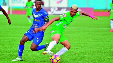 Dinolis continúa intratable con el gol