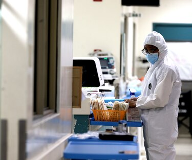 Covid-19: diciembre se inició con más hospitalizados que en el 2021