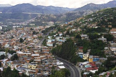 Venezuela acomete acciones de nuevo modelo económico