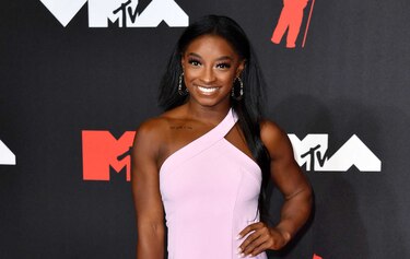 Simone Biles y otras gimnastas víctimas de abusos sexuales critican al FBI