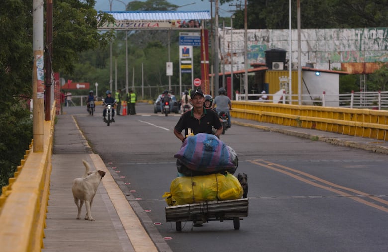 Video: Así vive la frontera de Colombia con Venezuela las tensiones por la crisis con Estados Unidos 