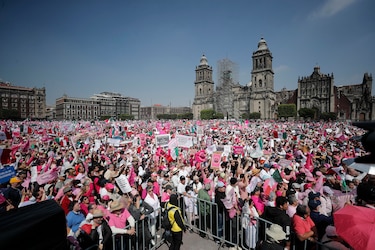 Acusan al Gobierno de López Obrador de corrupto en las marchas por la democracia 