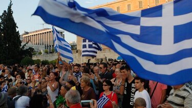 Juncker propuso a Tsipras una solución de último minuto a la crisis griega
