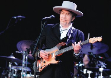 Demandan a Bob Dylan por presunto abuso sexual