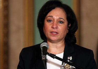 Por escándalo sexual renuncia la directora de la DEA