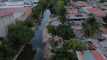Vecinos de Puente del Rey denuncian nuevos vertederos clandestinos en río Abajo