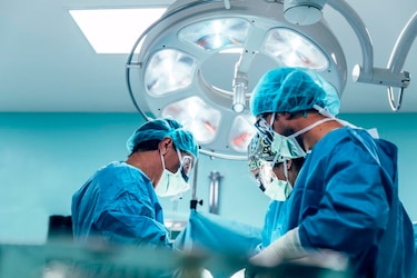 Muere receptor del primer trasplante de riñón de cerdo modificado genéticamente