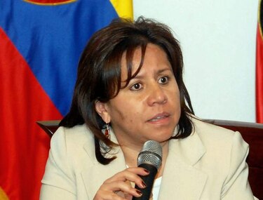 Tribunal de Bogotá avala la anulación del pasaporte de María del Pilar Hurtado