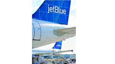 JetBlue reduce planes de expansión