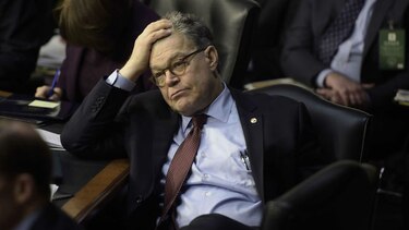 Estados Unidos: Senador Franken responde a acusaciones de abuso sexual