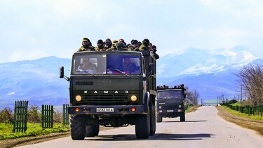 Continúan combates por región en disputa