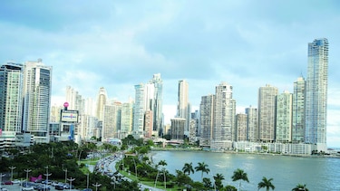 Panamá defiende ante Francia sus logros en transparencia