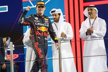 Verstappen cierra la temporada con victoria y Leclerc se queda con el segundo lugar
