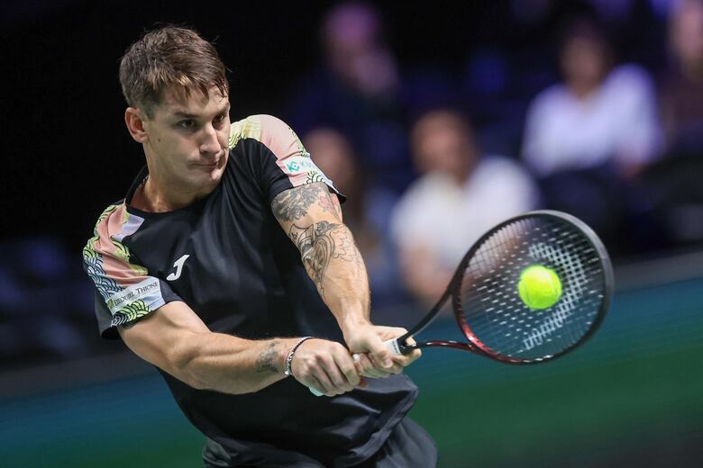 Alex Zverev se recuperó y mantiene viva la posibilidad de repetir en París