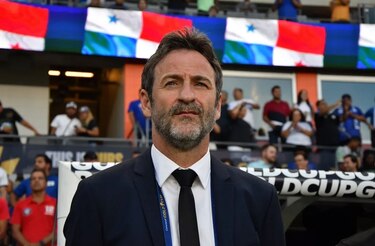 ENCUESTA: ¿Cuál debe ser la alineación de Panamá ante México en la Final Four?