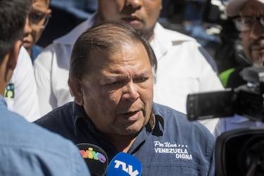 Opositor venezolano pide defender resultado electoral ante ‘negativa’ de Maduro a ’entregar el poder’