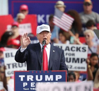 Trump y un nuevo escándalo: dos mujeres lo acusan por agresión sexual