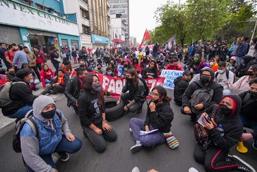 Gobierno de Ecuador hace un llamado al diálogo en el primer día de la huelga general indefinida de Conaie
