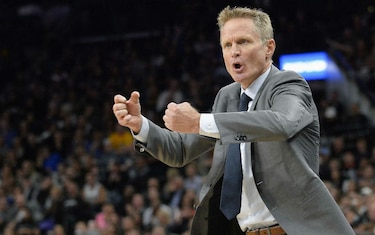 Steve Kerr, elegido entrenador del año en la NBA