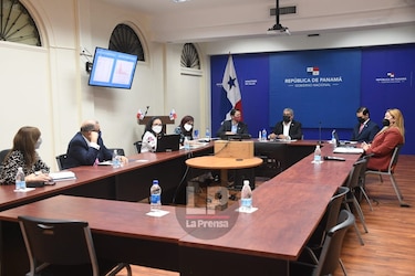 Minsa y empresarios acuerdan reforzar las medidas de bioseguridad que funcionaron en la primera y segunda ola