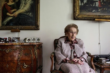 Mujer que trabajó más tiempo en Wall Street muere a los 101 años